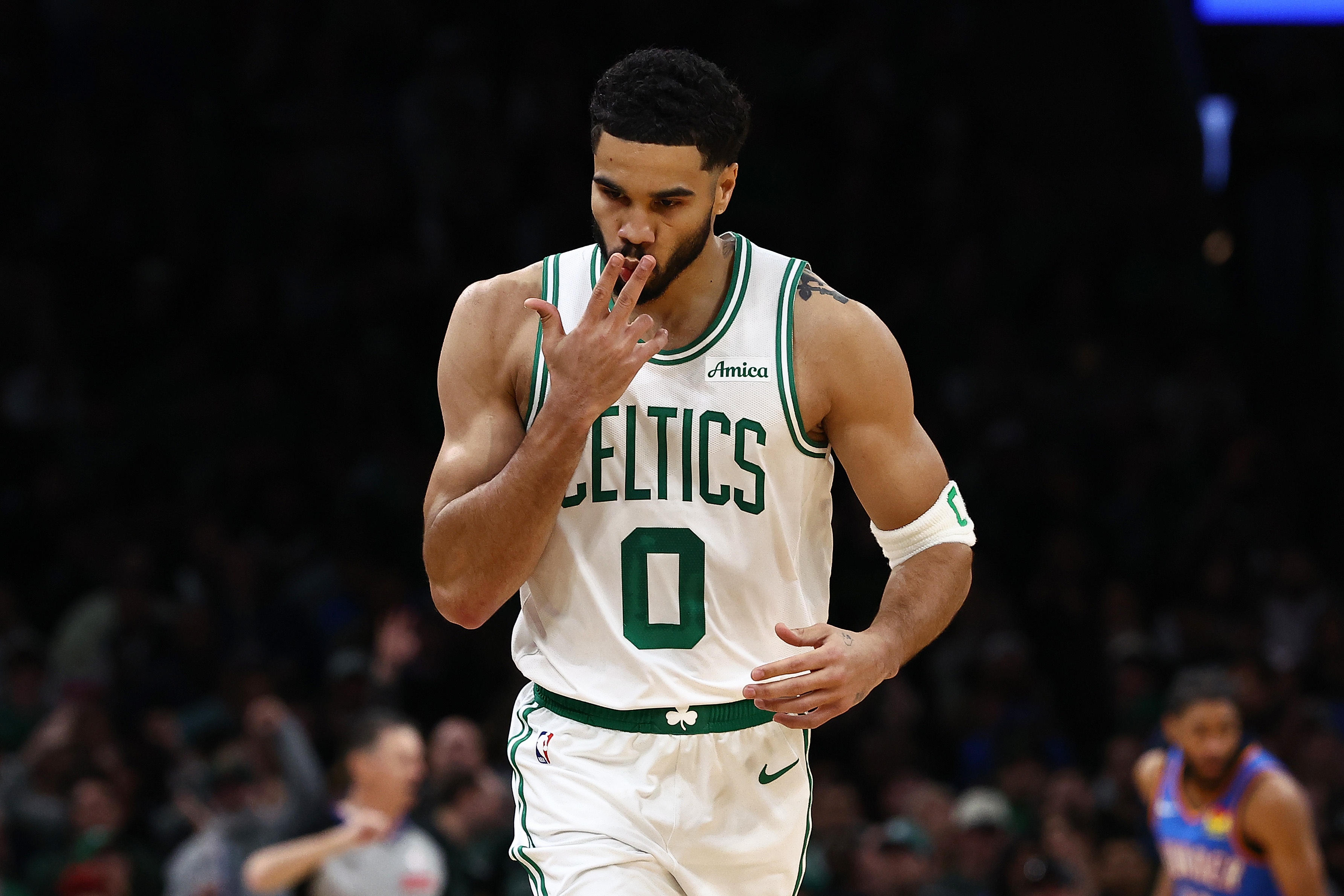 开云体育app下载官网-能攻善传！塔图姆15中7拿到23分13板7助3断 正负值+13